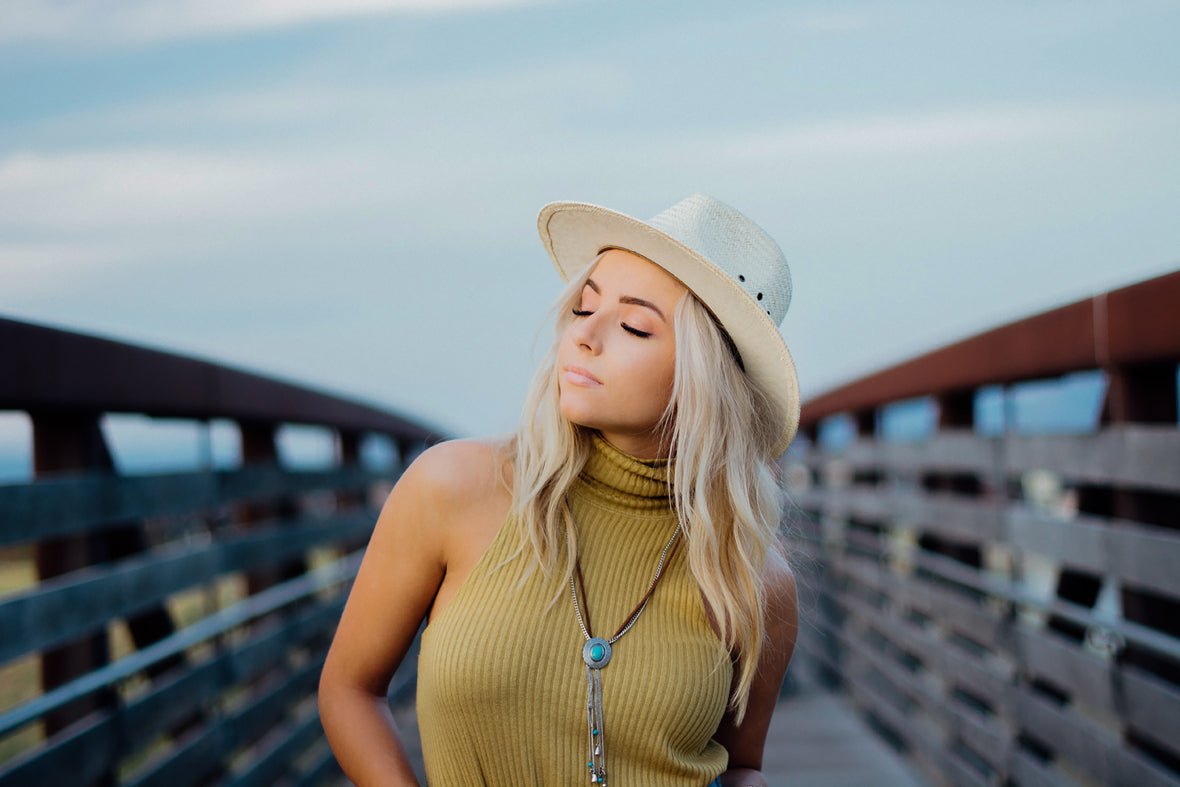 15 Golden Hour Lightroom Presets – before editing