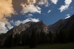 Example 3: 15 Golden Hour Lightroom Presets – edited with the preset